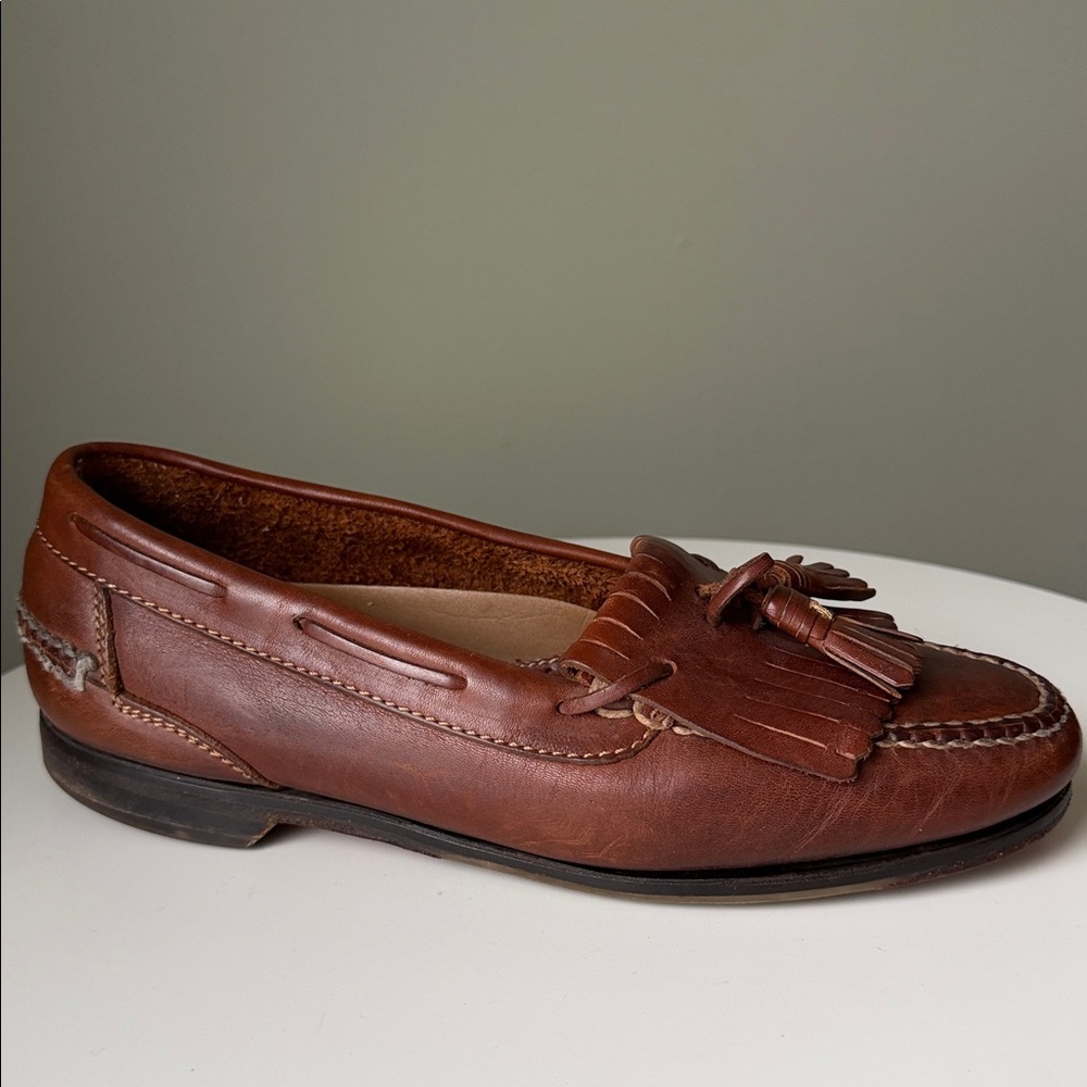 Johnston & Murphy Brown Leather Tassle Kiltie Slip on Loafer Loafers 20-6110, 9B